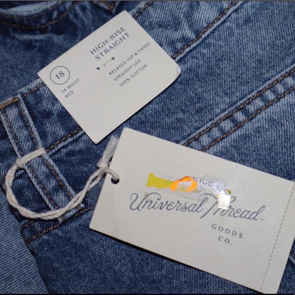 Universal Thread High Rise Straight Jeans - Picture 4 of 5